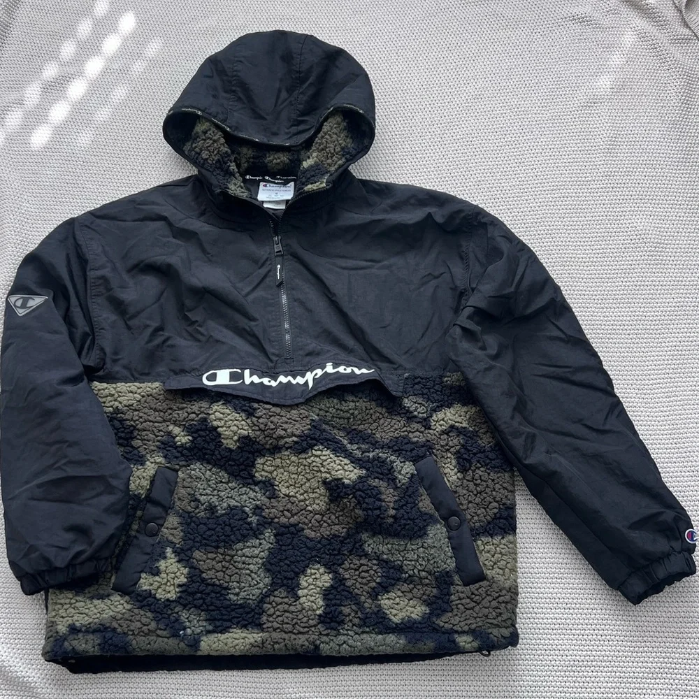 Champion Men's Black and Camo Performance Jacket